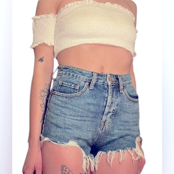 WILD FABLE-  Blue Jean Shorts Distressed High-Waisted - Picture 2 of 6